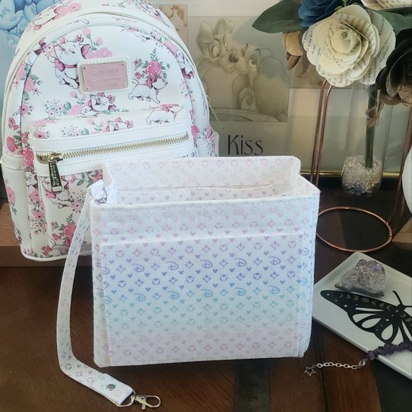 Loungefly Disney Convertible Backpack to Purse Organizer - Picture 1 of 3